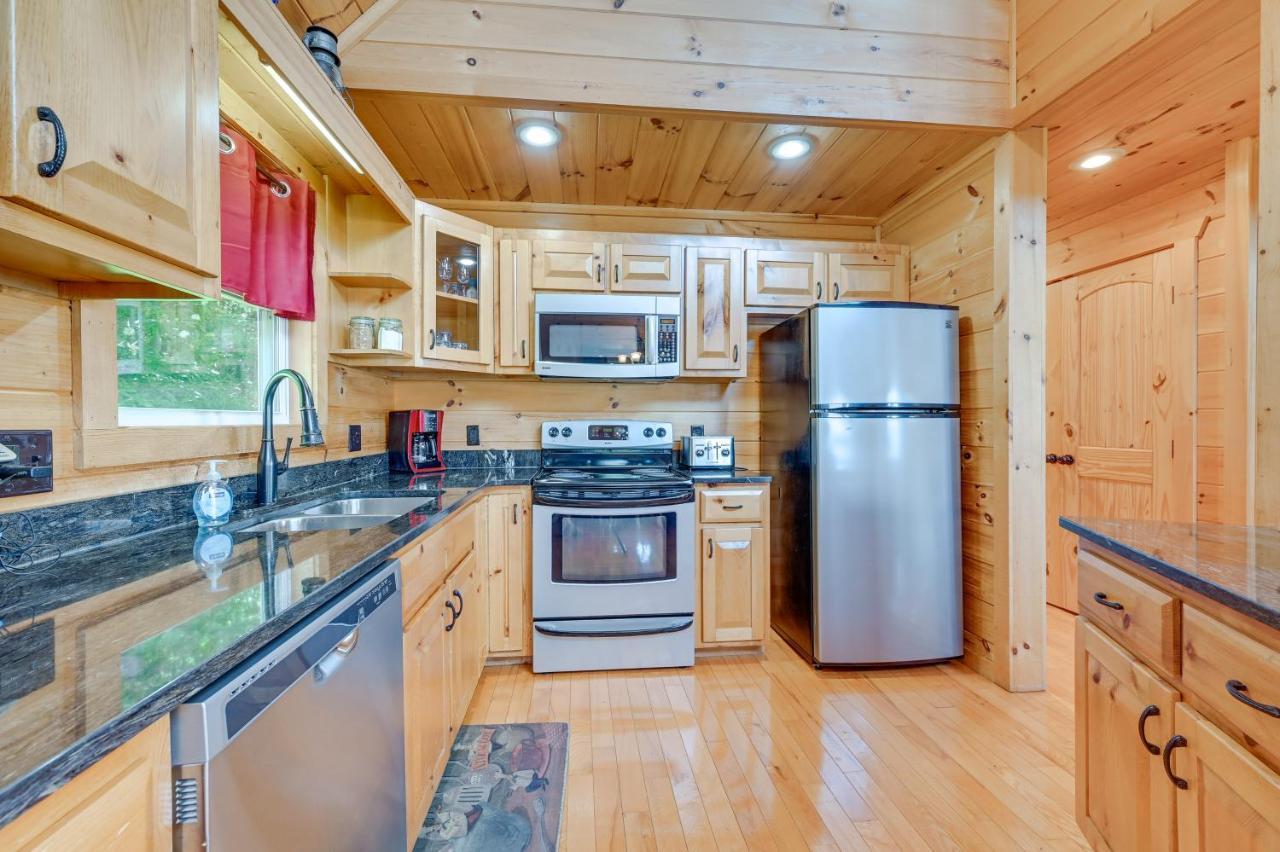 Warm And Cozy Cabin With Deck On Top Of The Blue Ridge Fancy Gap Екстер'єр фото