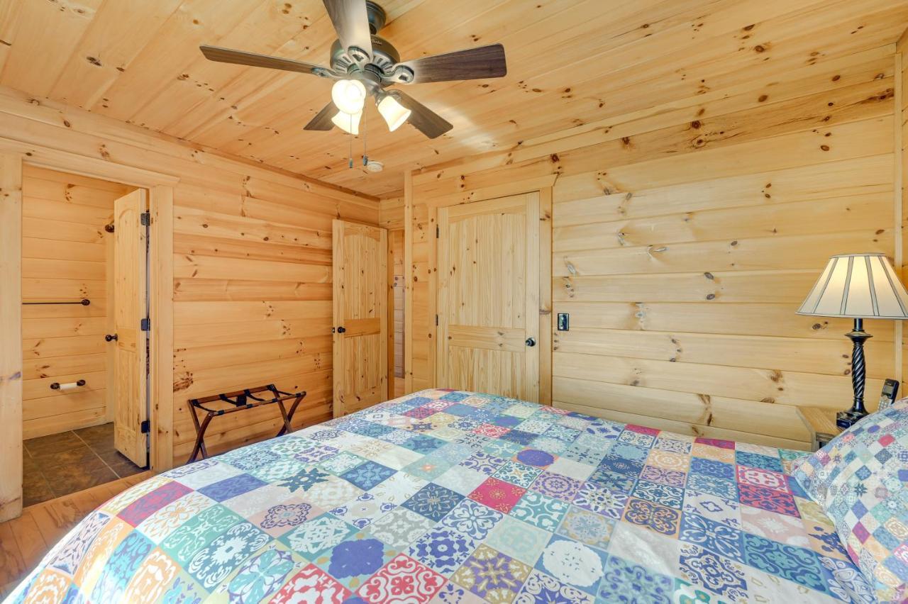 Warm And Cozy Cabin With Deck On Top Of The Blue Ridge Fancy Gap Екстер'єр фото